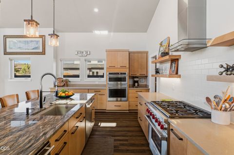 Tiny photo for 471 E Diamond Peak Avenue, Sisters, OR 97759 (MLS # 220223209)