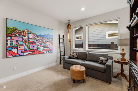 Tiny photo for 471 E Diamond Peak Avenue, Sisters, OR 97759 (MLS # 220223209)