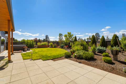 Tiny photo for 471 E Diamond Peak Avenue, Sisters, OR 97759 (MLS # 220223209)