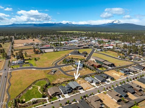 Tiny photo for 471 E Diamond Peak Avenue, Sisters, OR 97759 (MLS # 220223209)