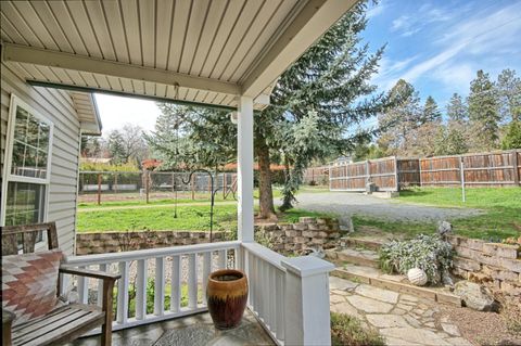 Tiny photo for 5355 Coleman Creek Road, Medford, OR 97501 (MLS # 220217158)