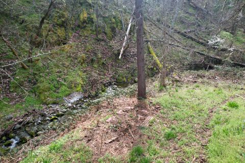 Tiny photo for 5355 Coleman Creek Road, Medford, OR 97501 (MLS # 220217158)