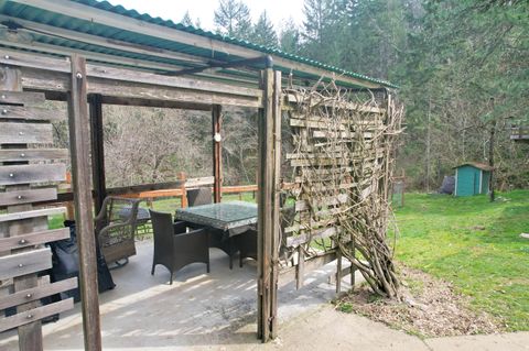 Tiny photo for 5355 Coleman Creek Road, Medford, OR 97501 (MLS # 220217158)