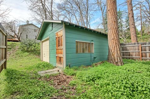 Tiny photo for 5355 Coleman Creek Road, Medford, OR 97501 (MLS # 220217158)