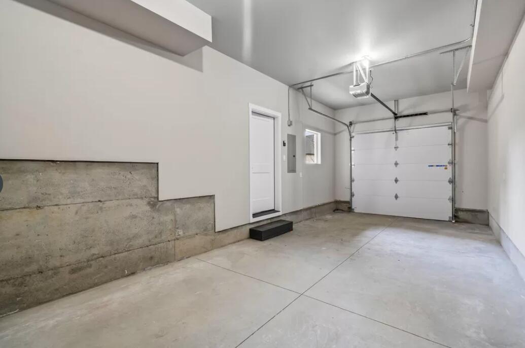 Pines At Pilot Butte - Residential Income