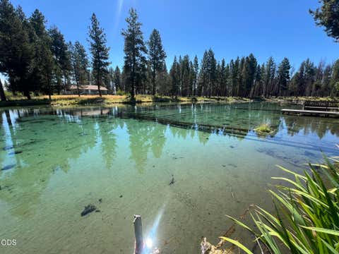 Tiny photo for 46929 Glendale Street, Chiloquin, OR 97624 (MLS # 220226854)