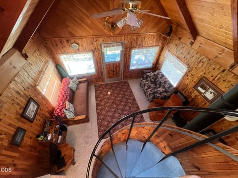 Tiny photo for 46929 Glendale Street, Chiloquin, OR 97624 (MLS # 220226854)