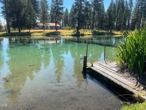 Tiny photo for 46929 Glendale Street, Chiloquin, OR 97624 (MLS # 220226854)