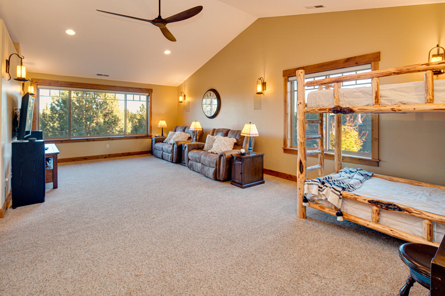 Eagle Crest - Residential