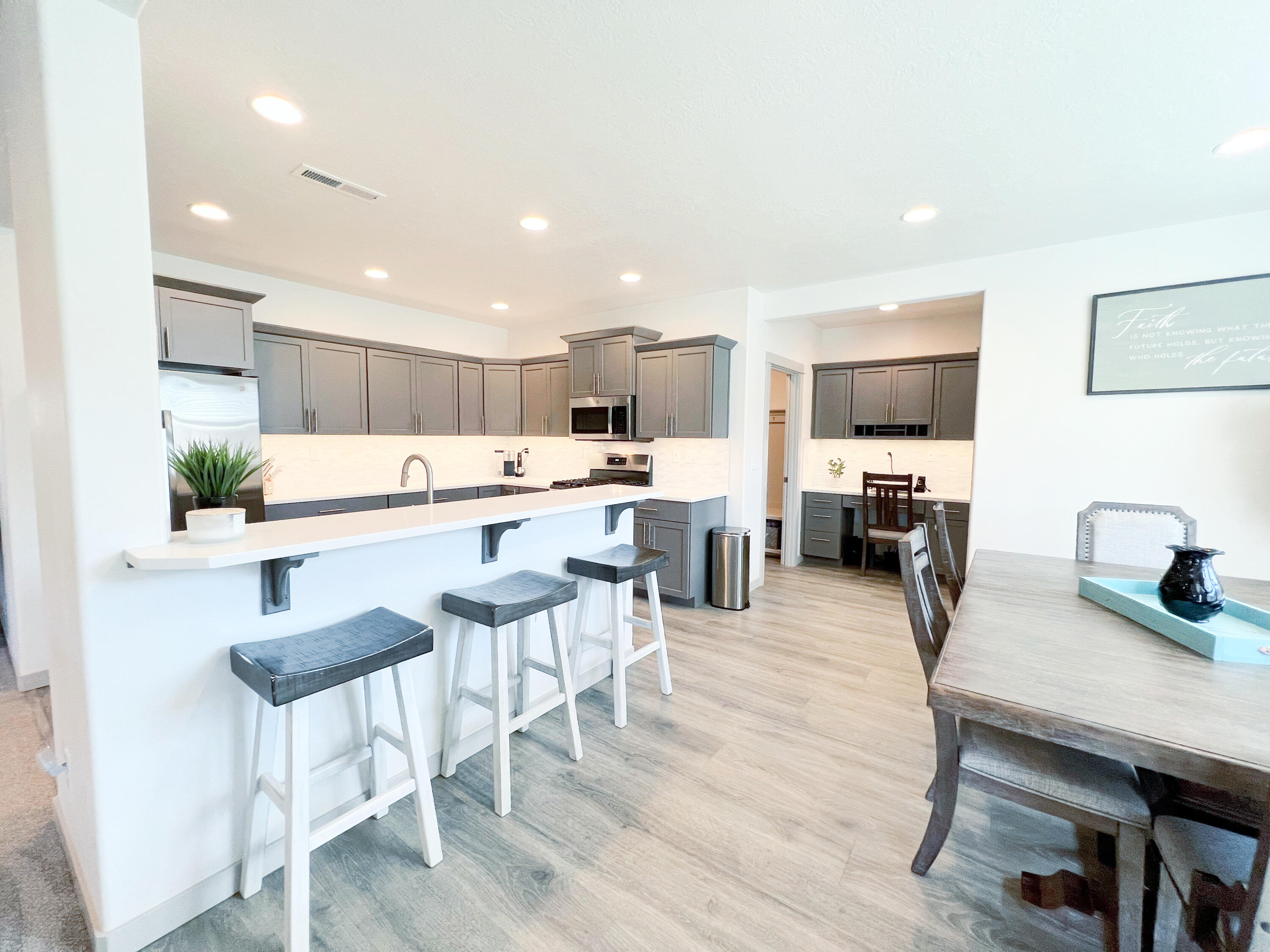 Emerald View Estates - Residential