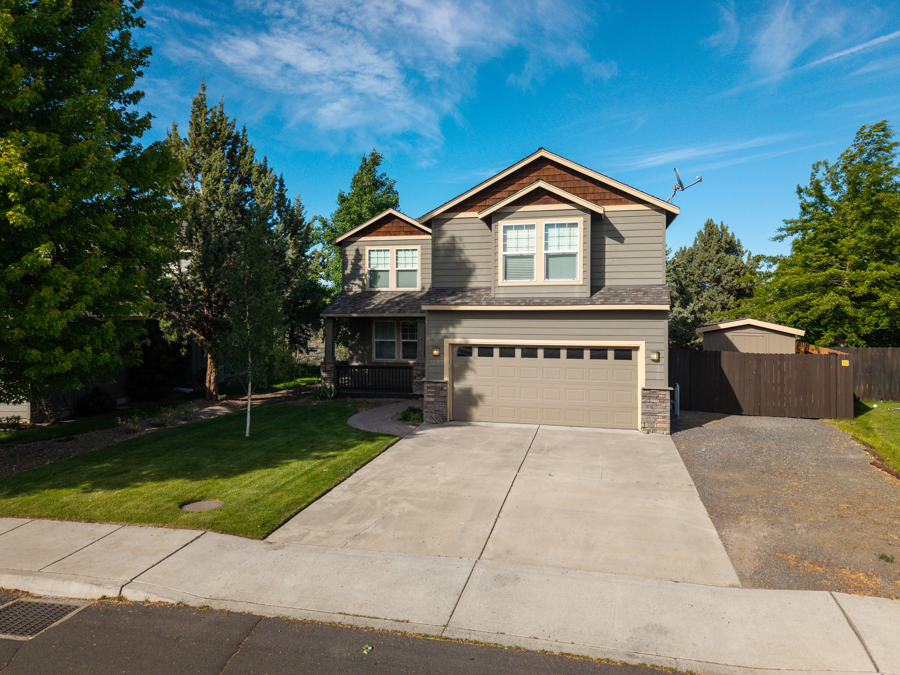 1354 SW Rimrock Way
