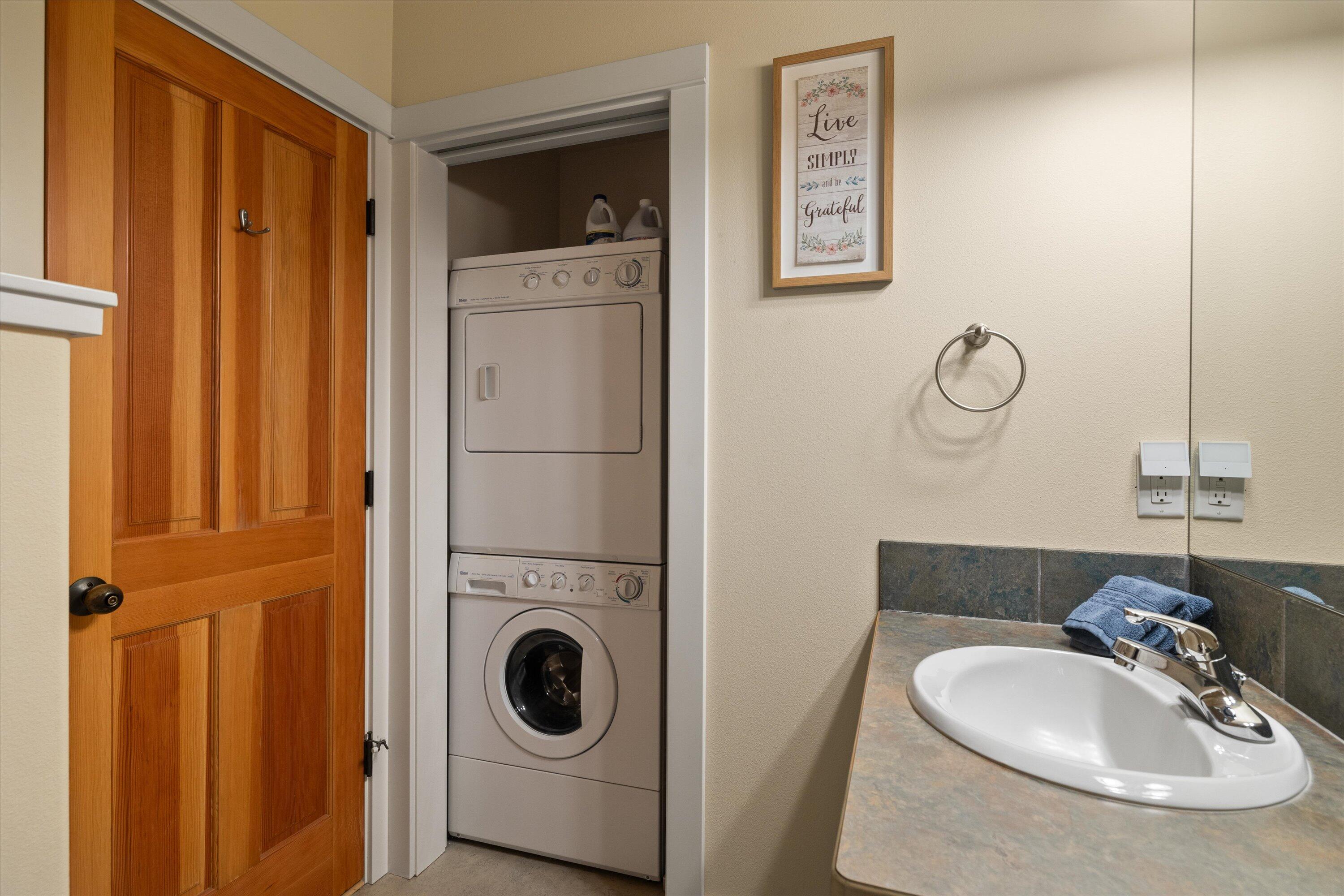 Pine Meadow Vill - Residential