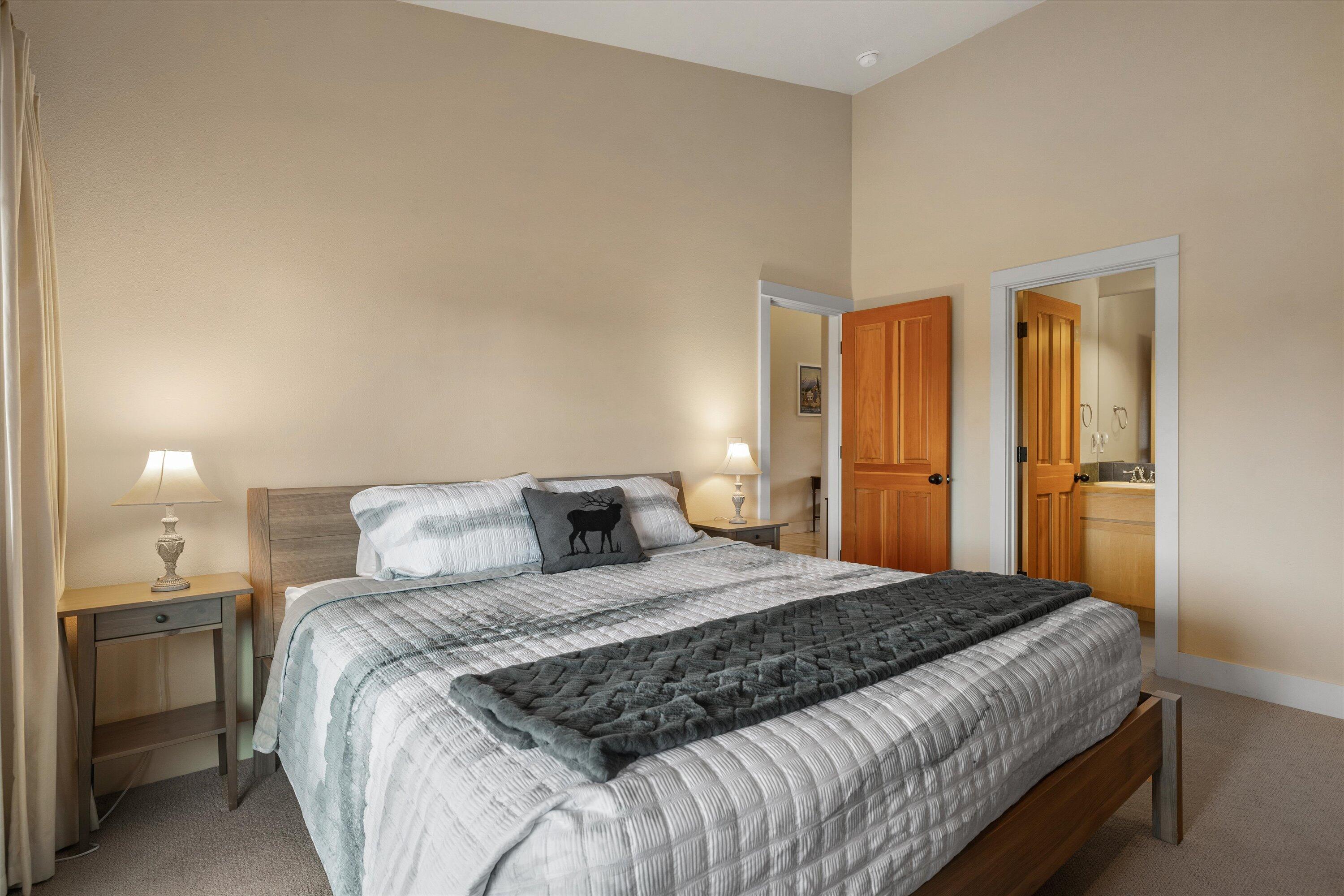 Pine Meadow Vill - Residential