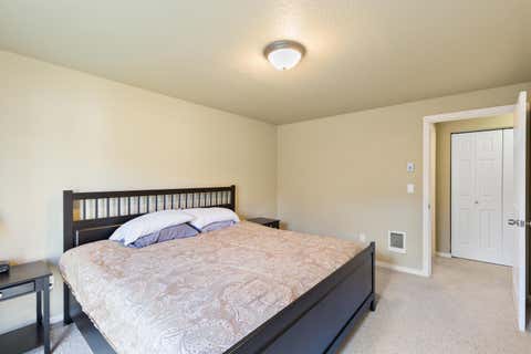 Tiny photo for 986 SE Centennial Street, Bend, OR 97702 (MLS # 220226675)