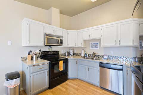 Tiny photo for 986 SE Centennial Street, Bend, OR 97702 (MLS # 220226675)
