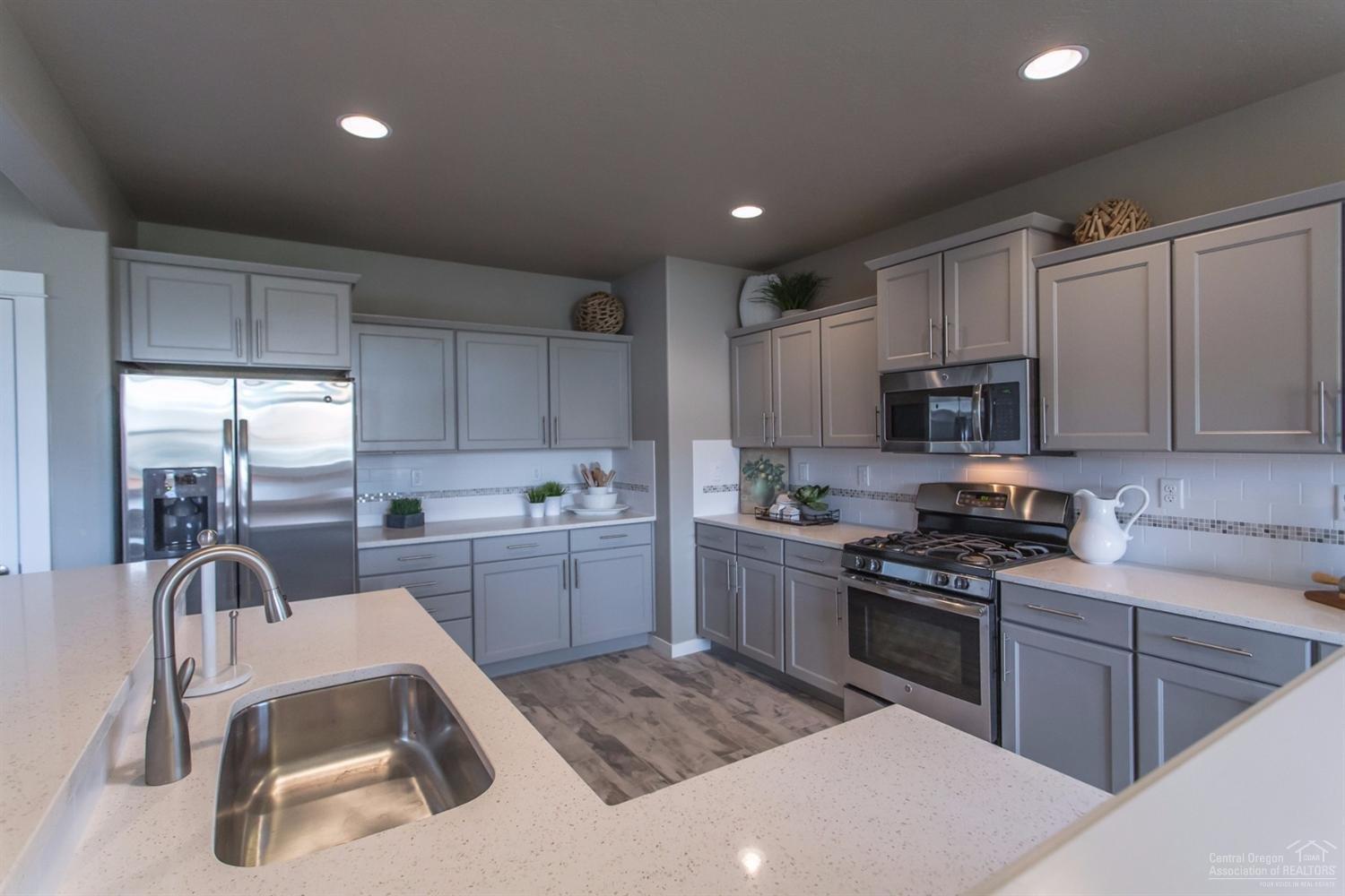 Pettigrew Place - Residential