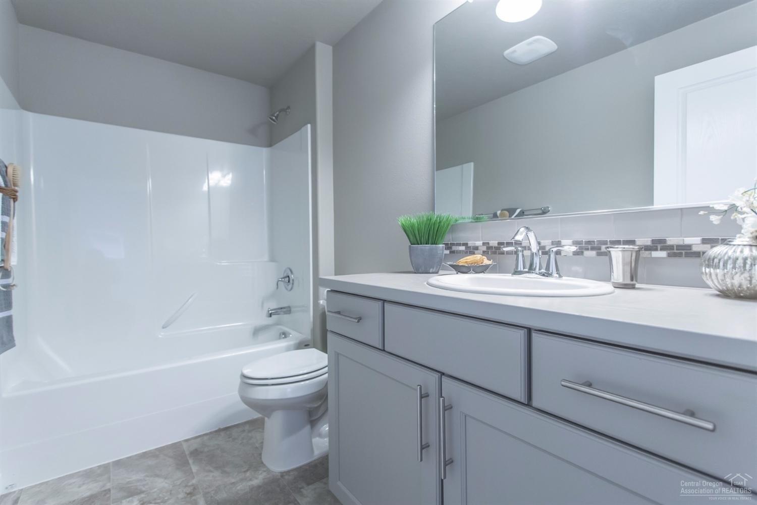 Pettigrew Place - Residential