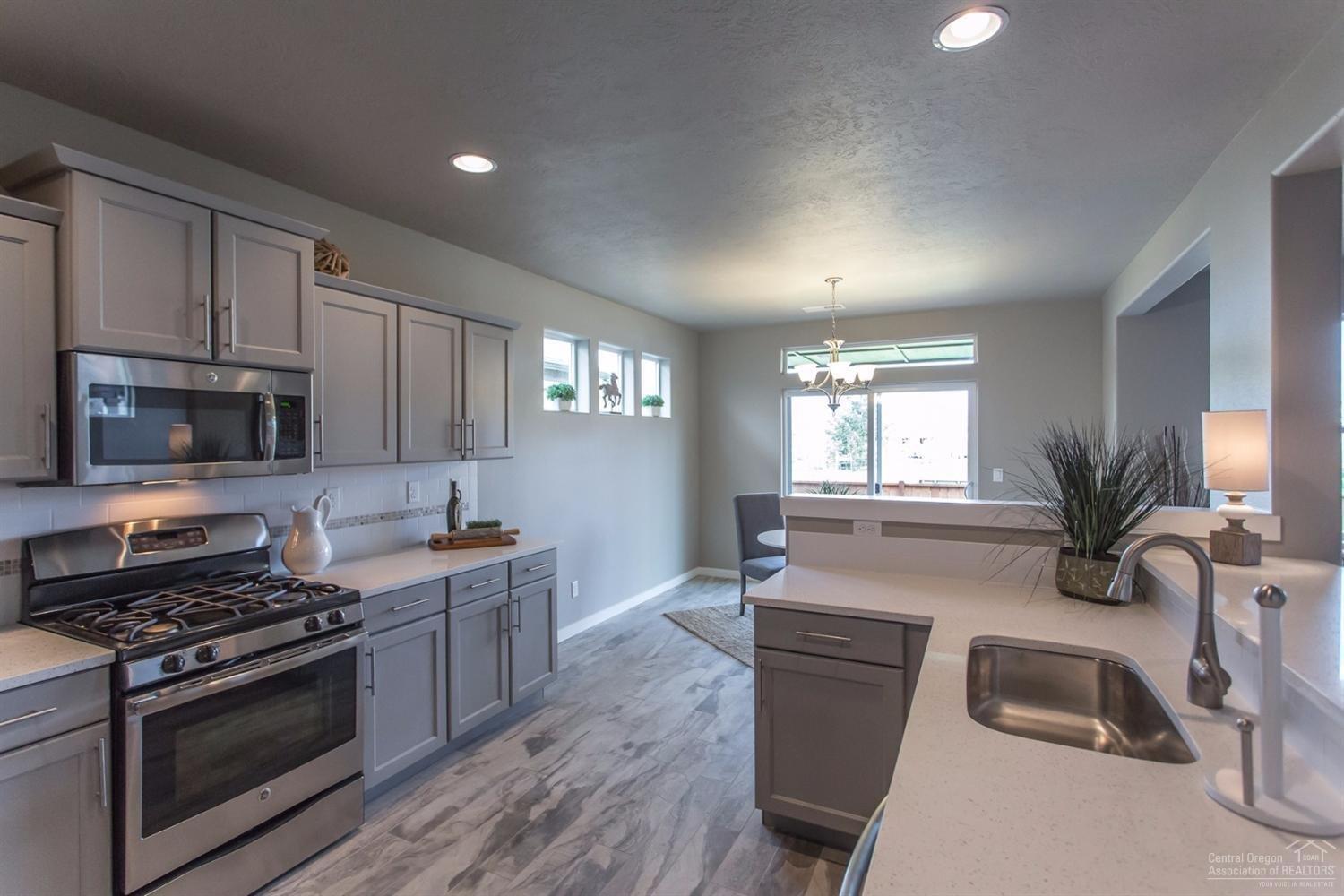 Pettigrew Place - Residential