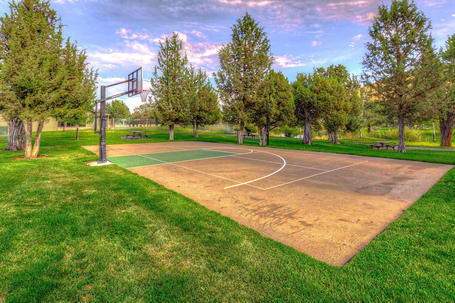 Eagle Crest - Residential