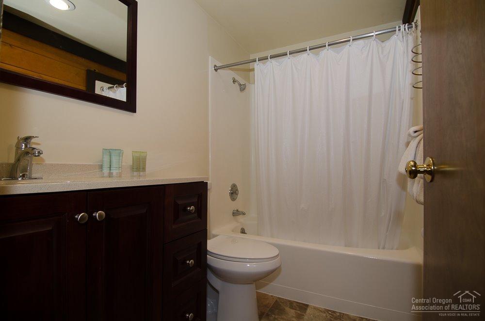 Polehouse - Residential