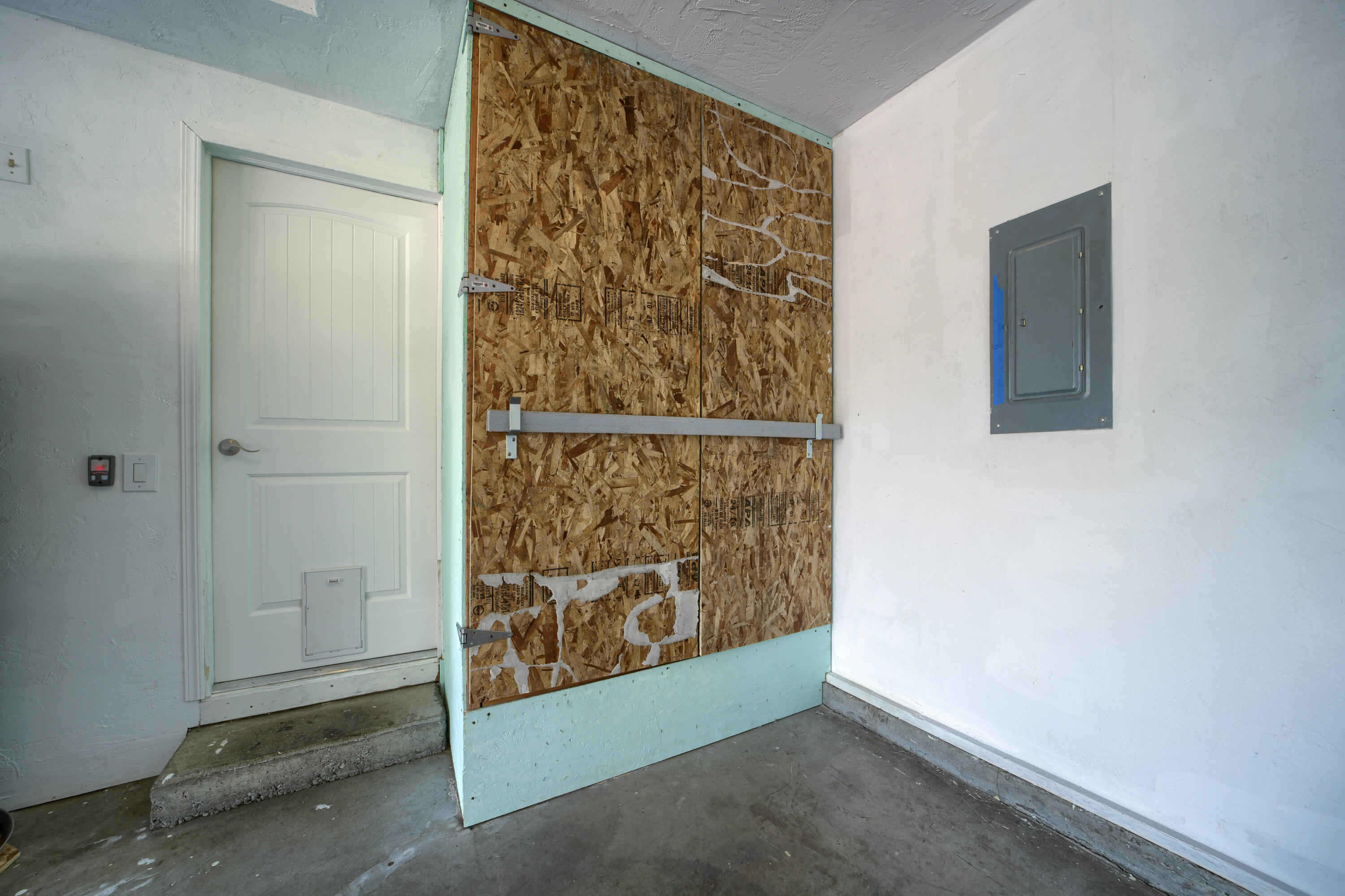 Hunters Circle - Residential