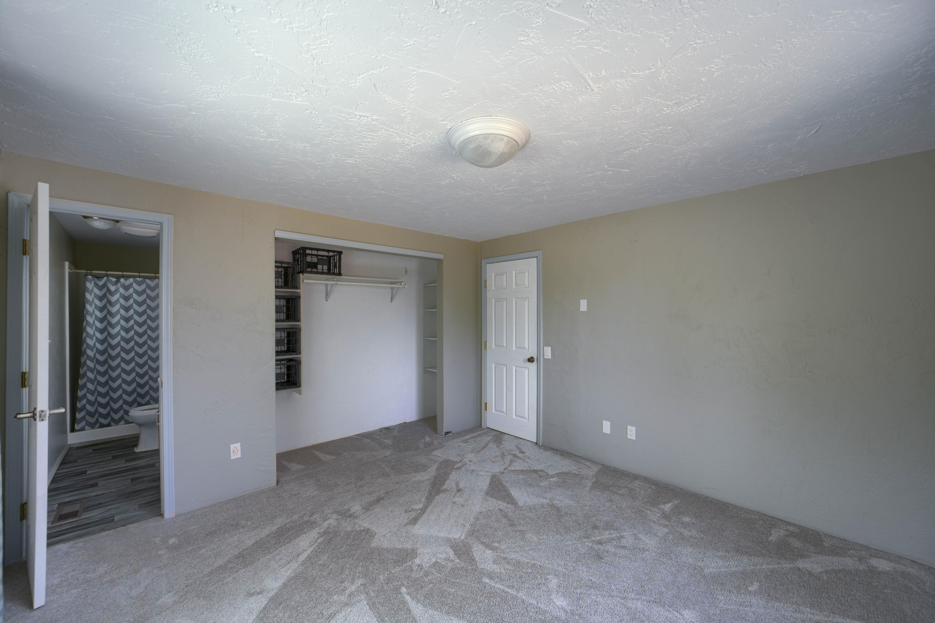 Hunters Circle - Residential