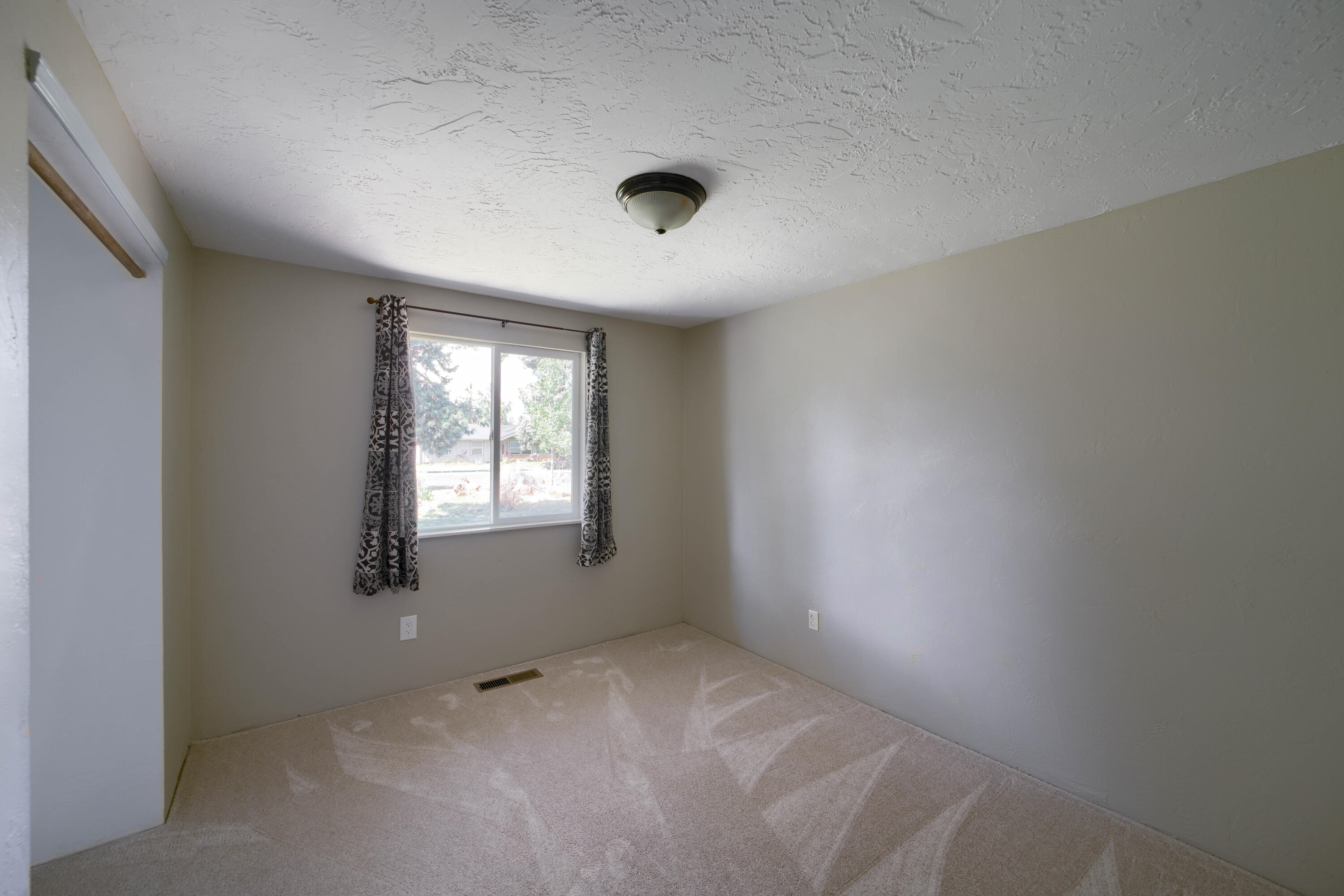 Hunters Circle - Residential