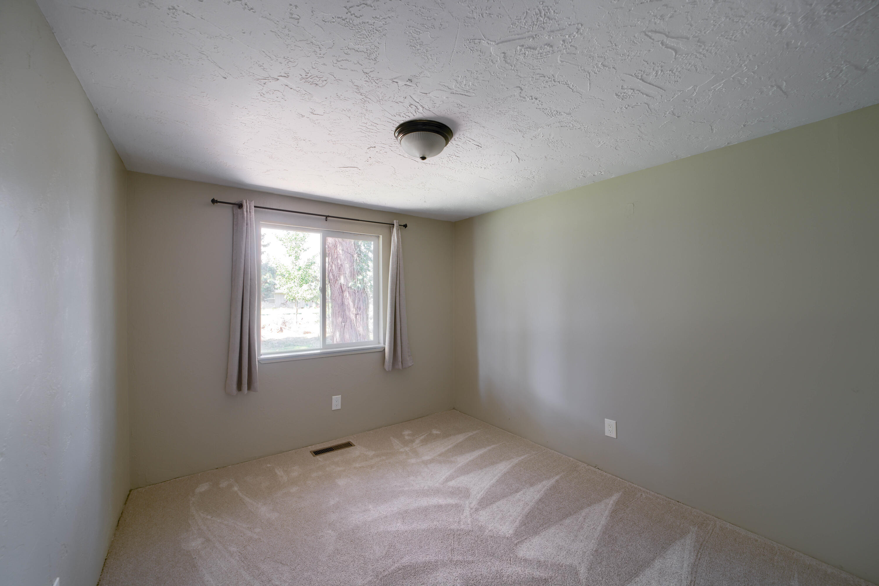 Hunters Circle - Residential