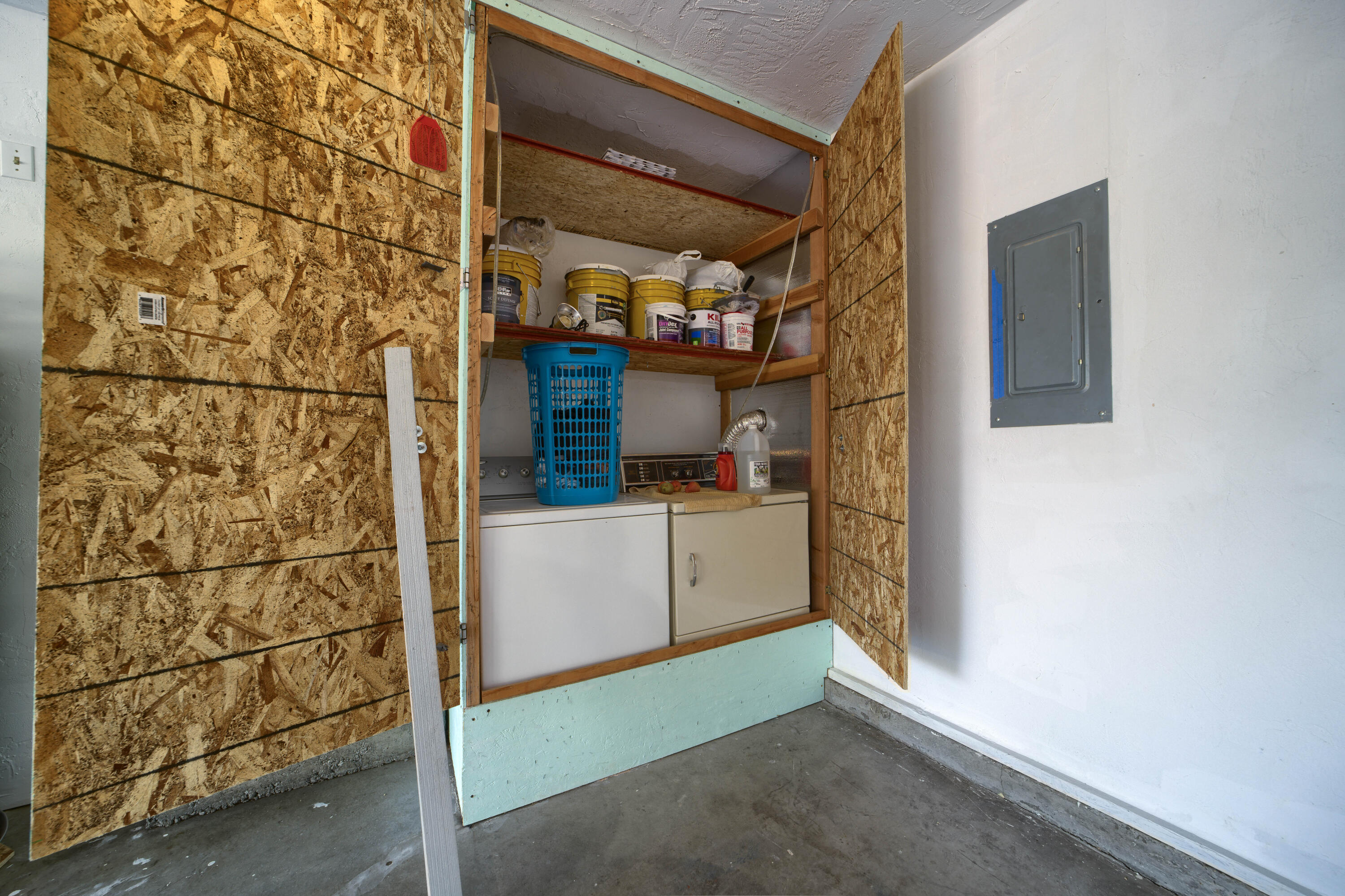 Hunters Circle - Residential