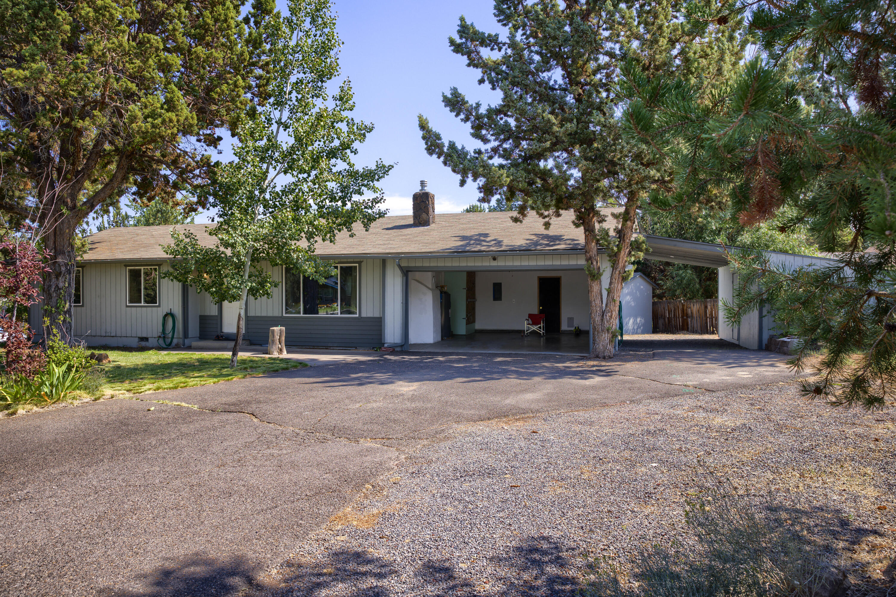 Hunters Circle - Residential