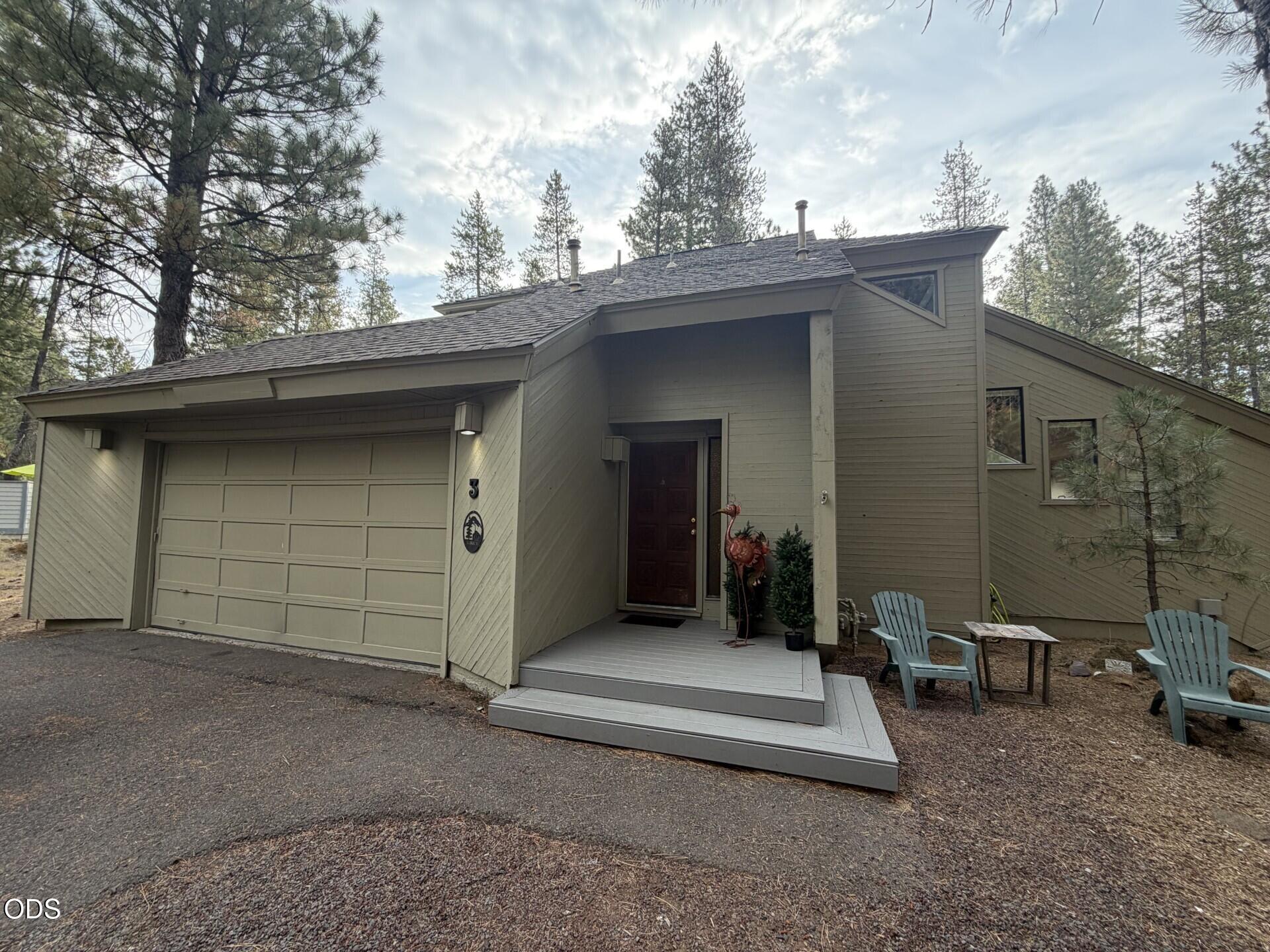 57384 Acacia Lane