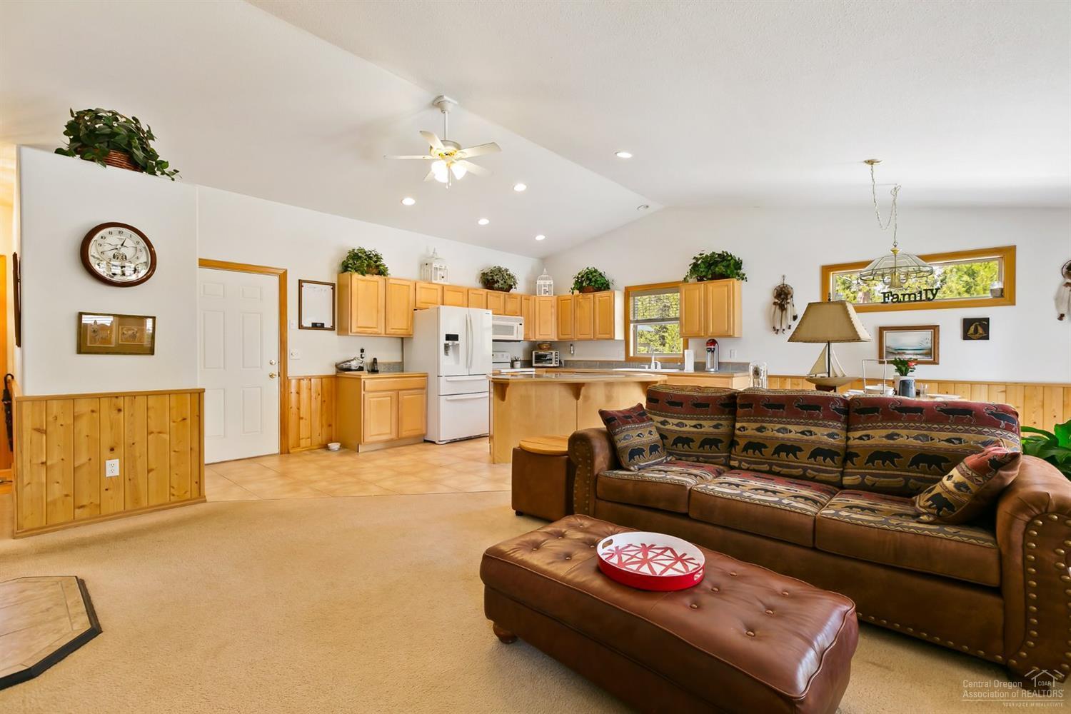 Sun Forest Estates - Residential