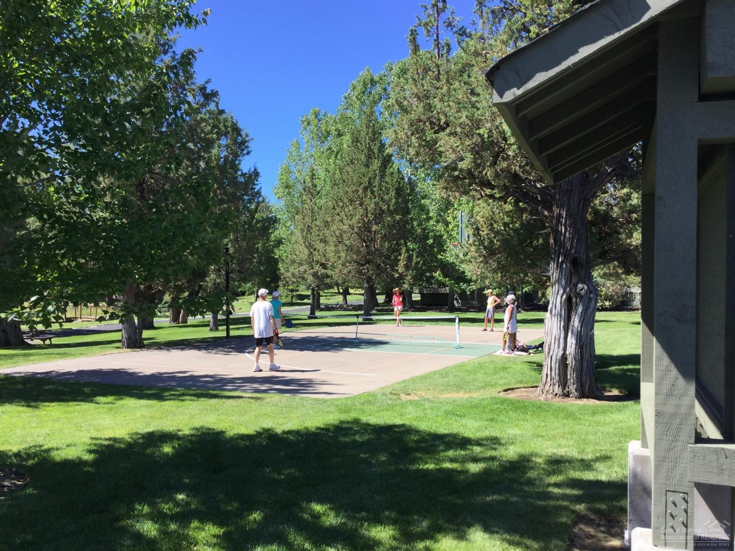 Eagle Crest - Residential