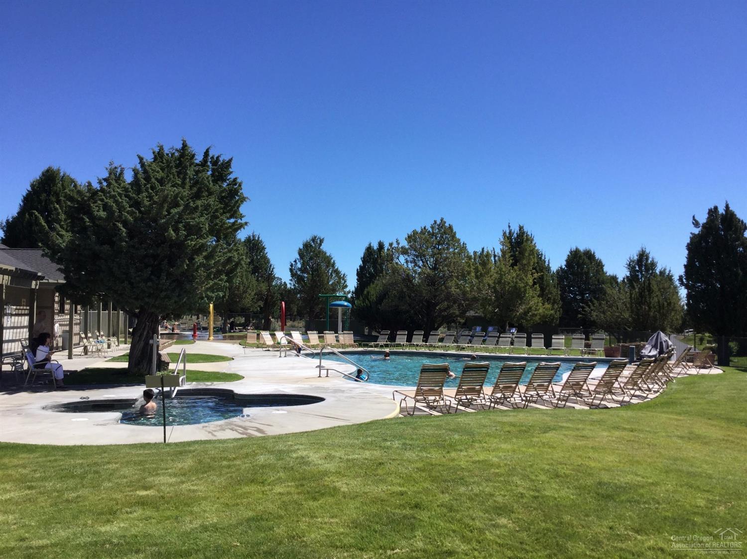 Eagle Crest - Residential