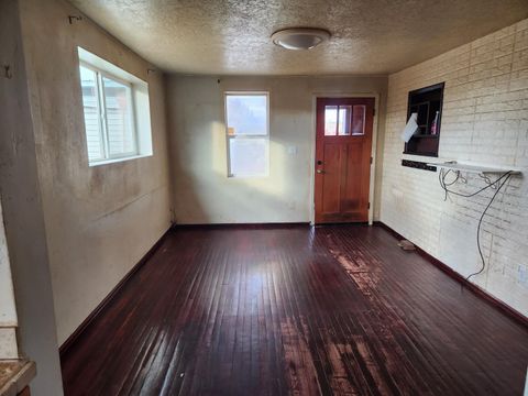 Tiny photo for 385 SE B Street, Madras, OR 97741 (MLS # 220211713)
