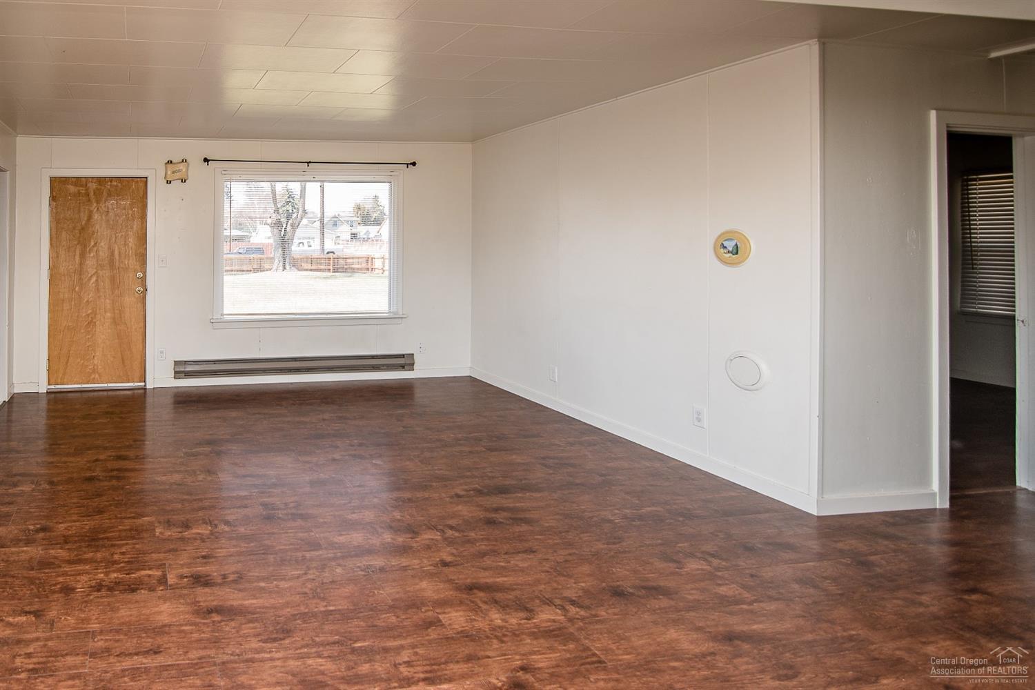 Oregon + Western - Residential