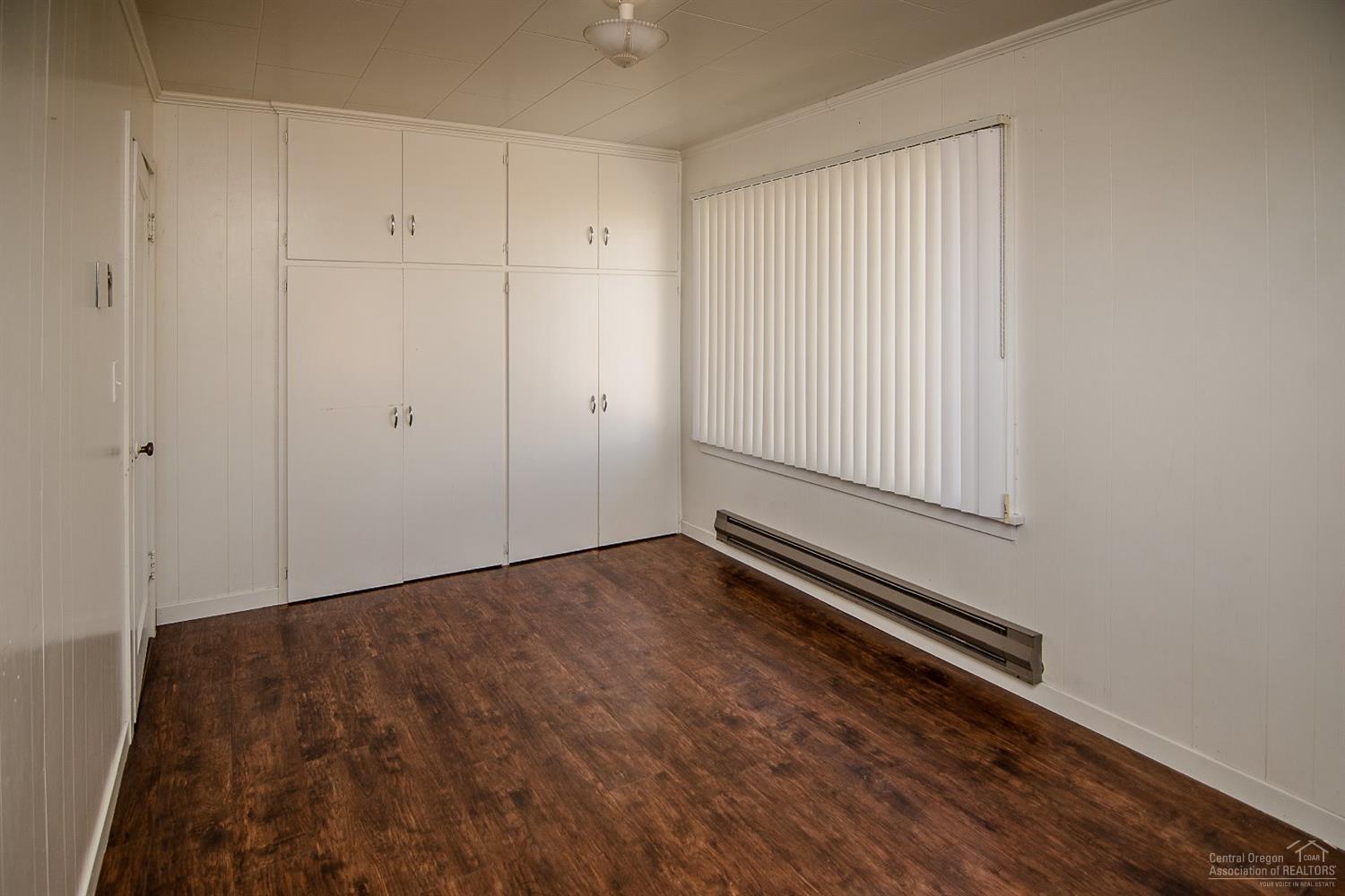 Oregon + Western - Residential