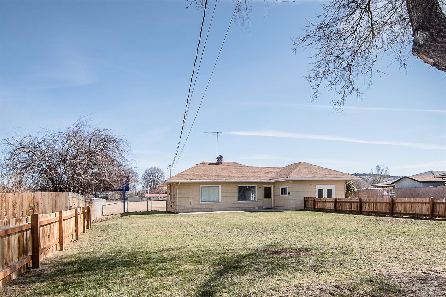 Oregon + Western - Residential