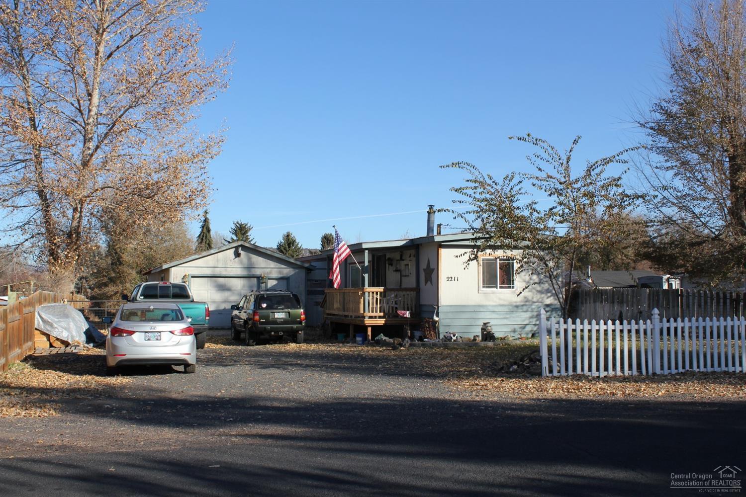 Melrose Acres - Residential