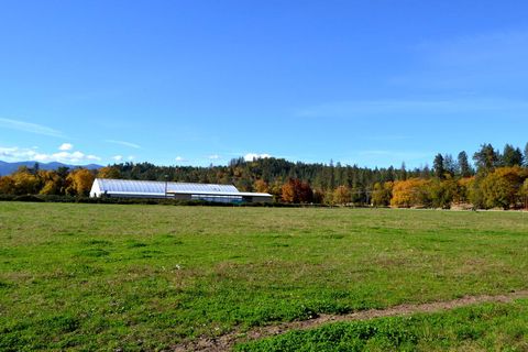 Tiny photo for 6181 Lower River Road, Grants Pass, OR 97526 (MLS # 220215523)