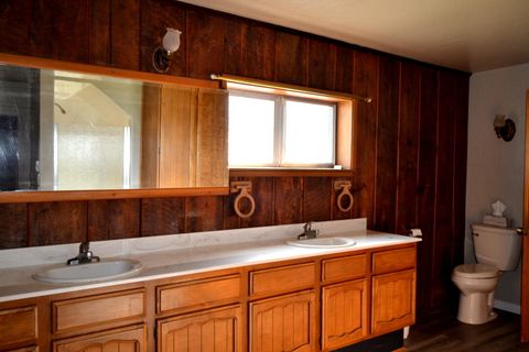 Tiny photo for 6181 Lower River Road, Grants Pass, OR 97526 (MLS # 220215523)