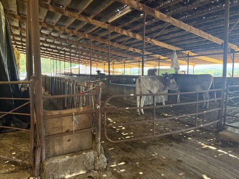 Tiny photo for 6181 Lower River Road, Grants Pass, OR 97526 (MLS # 220215523)