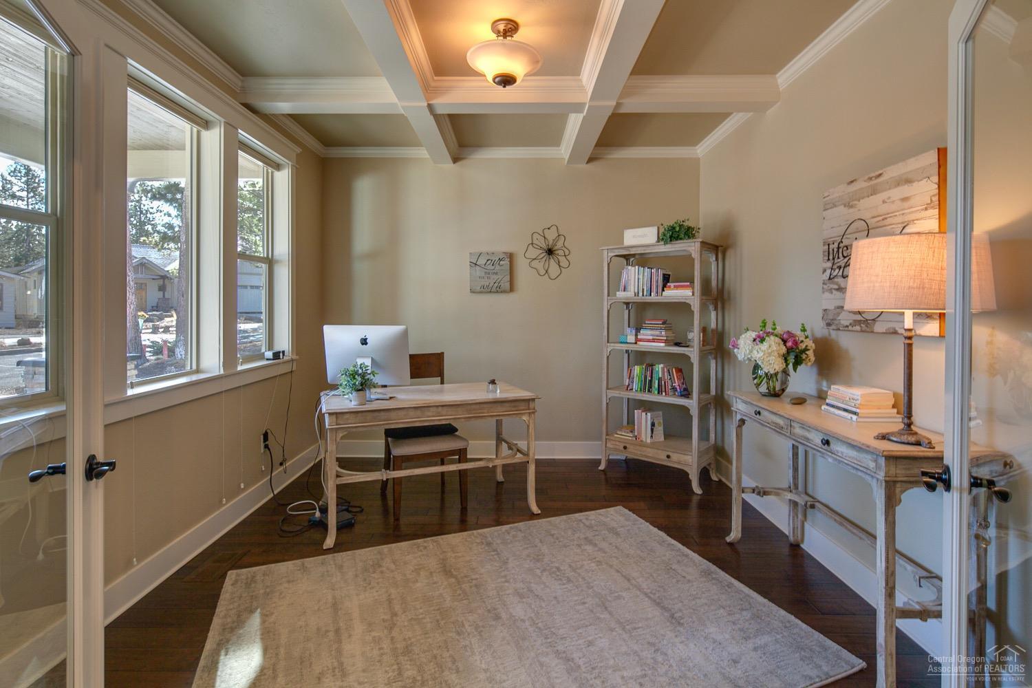 Three Pines - Residential