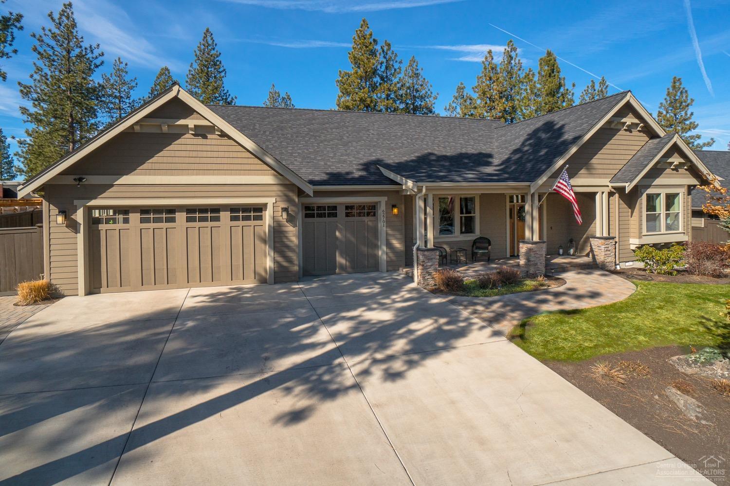 Three Pines - Residential