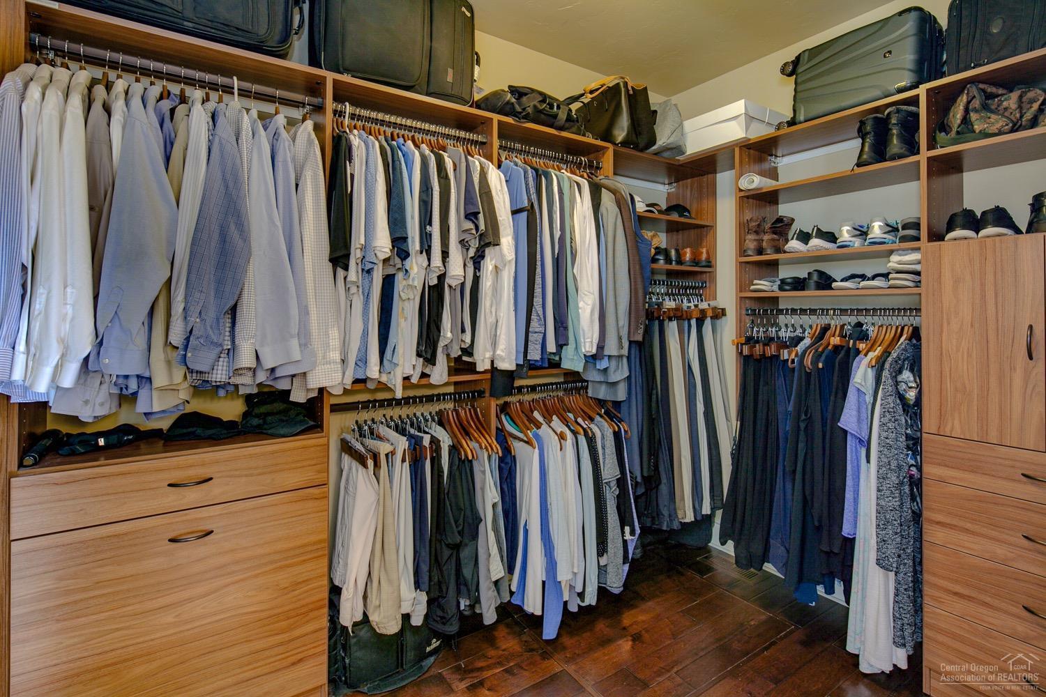 Three Pines - Residential