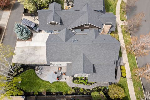 Tiny photo for 875 NW Fort Clatsop Street, Bend, OR 97703 (MLS # 220220246)