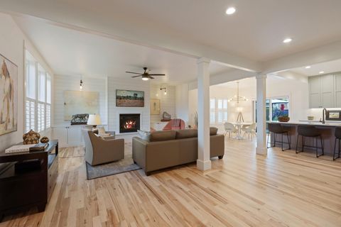 Tiny photo for 875 NW Fort Clatsop Street, Bend, OR 97703 (MLS # 220220246)