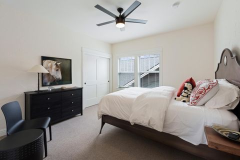 Tiny photo for 875 NW Fort Clatsop Street, Bend, OR 97703 (MLS # 220220246)