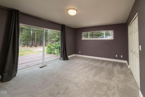 Tiny photo for 51343 Mitchell RD, La Pine, OR 97739 (MLS # 220223813)