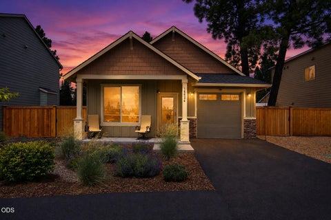 Photo of 16624 Pine Creek Drive, La Pine, OR 97739 (MLS # 220222816)